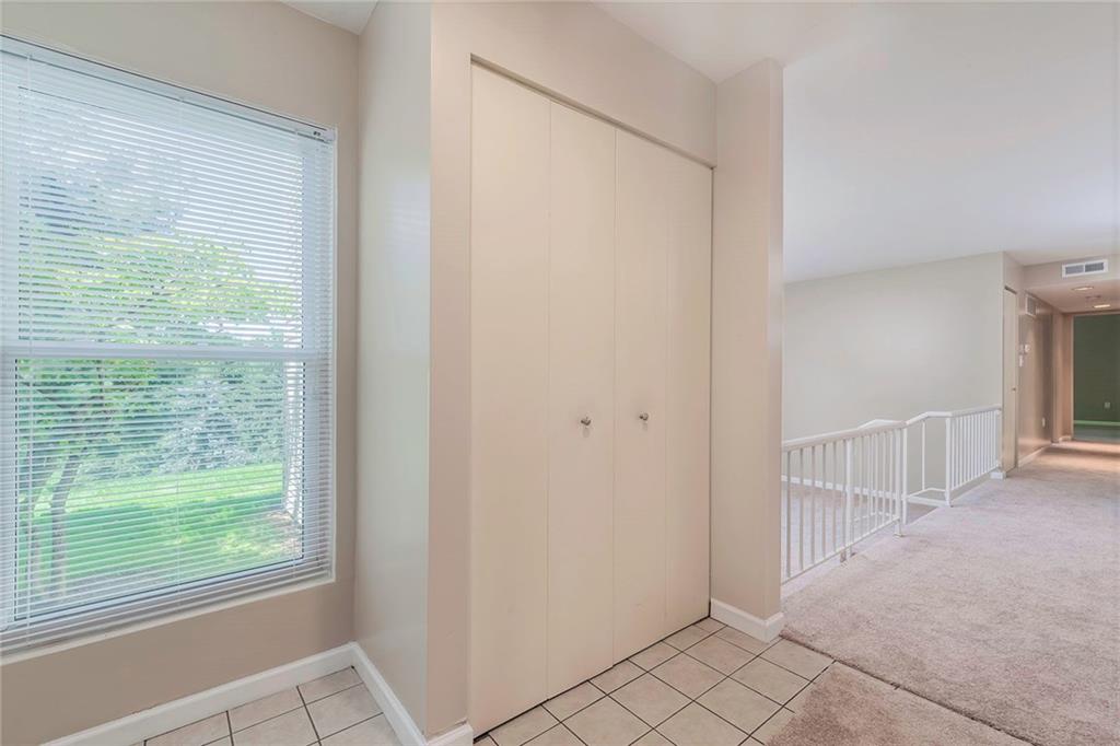1206 Kenzie Road Pittsburgh, PA 15205 - Photo 2 of 20 Foyer
