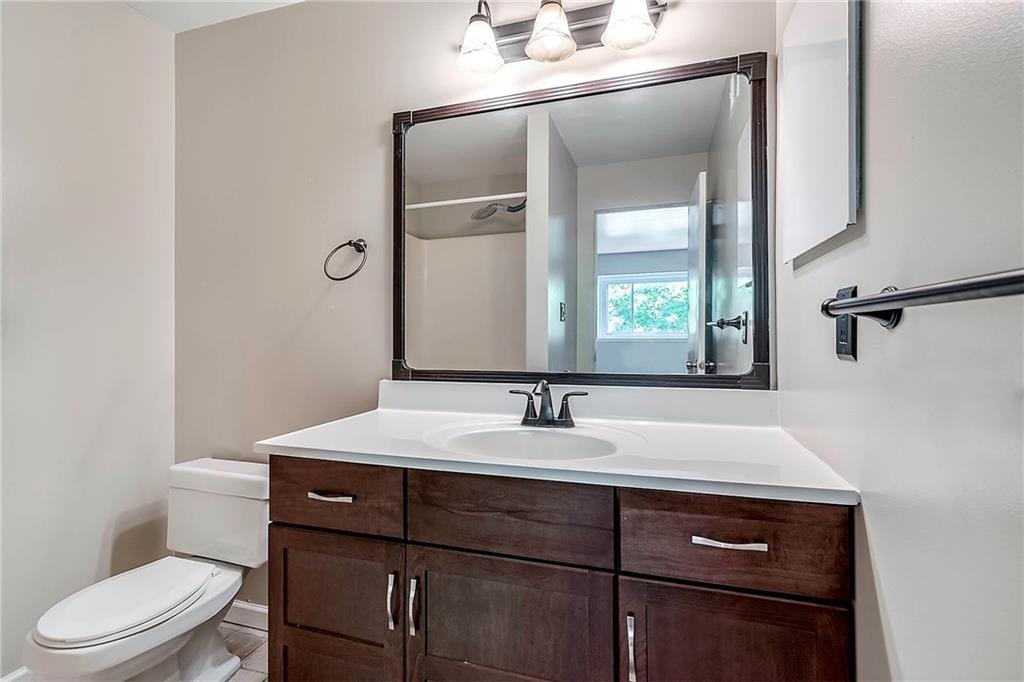 1206 Kenzie Road Pittsburgh, PA 15205 - Photo 16 of 20 Master Bathroom