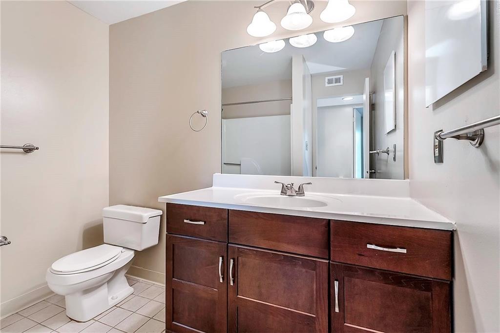 1206 Kenzie Road Pittsburgh, PA 15205 - Photo 18 of 20 Full Bathroom