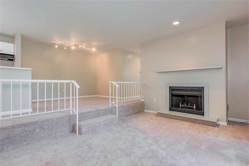 1206 Kenzie Road Pittsburgh, PA 15205 - Photo 7 of 20 Living Room
