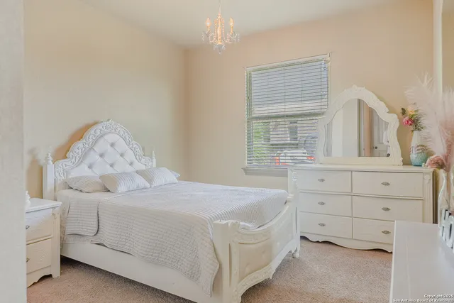 $684,900 | 5919 Dewdrop Lane, Converse, TX 78109