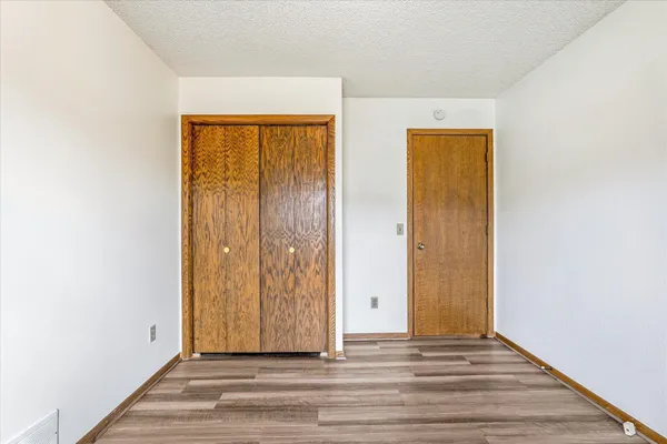 $214,000 | 1903 113th Lane Northwest, Coon Rapids, MN 55433