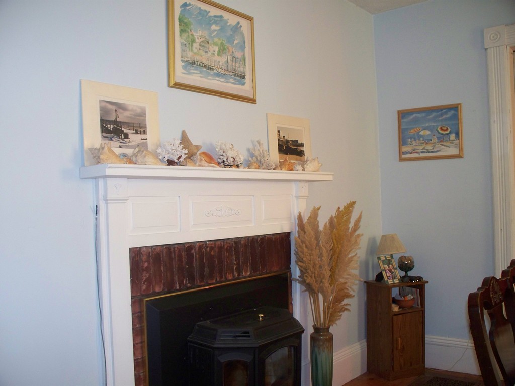 50 Dexter Street Springfield, MA 01105 - Photo 7 of 24 Gallery Image 7