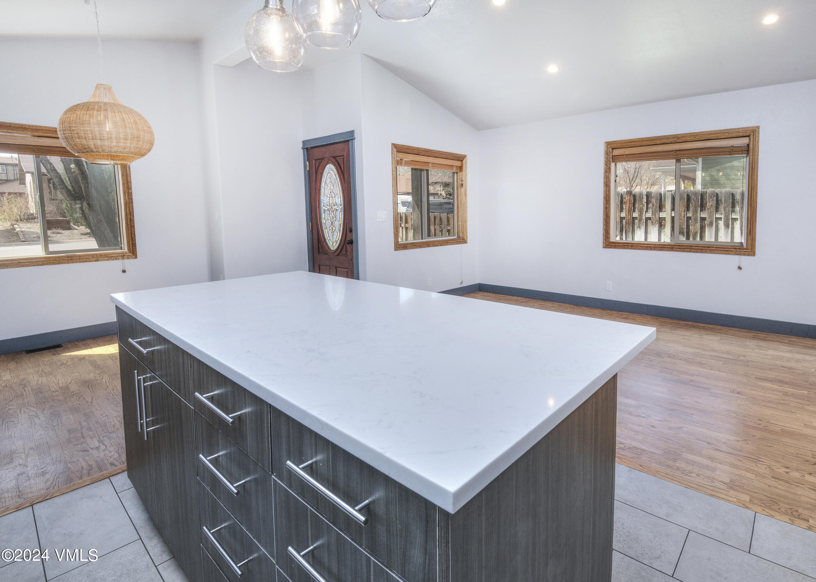 118 Spring Circle Gypsum, CO 81637 - Photo 11 of 33 118-Spring-Cir-MLS_09