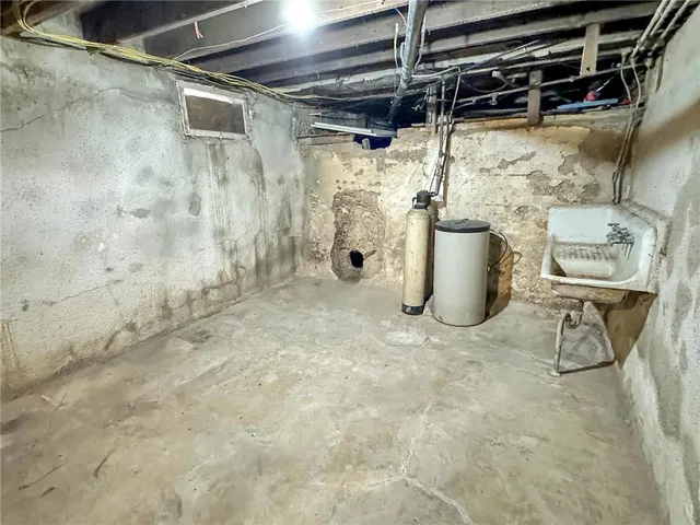 $40,000 | 231 Washington Avenue North, Balaton, MN 56115