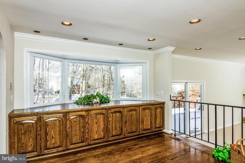 9502 Burning Branch Road Burke, VA 22015 - Photo 11 of 29 Kitchen