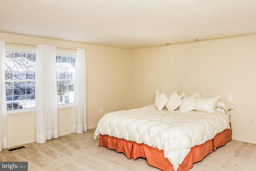 9502 Burning Branch Road Burke, VA 22015 - Photo 15 of 29 Bedroom (Master)