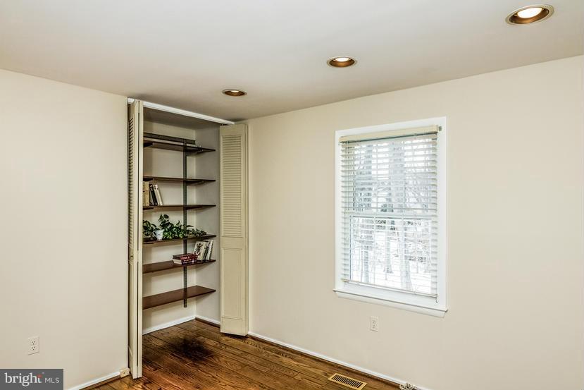 9502 Burning Branch Road Burke, VA 22015 - Photo 23 of 29 Bedroom