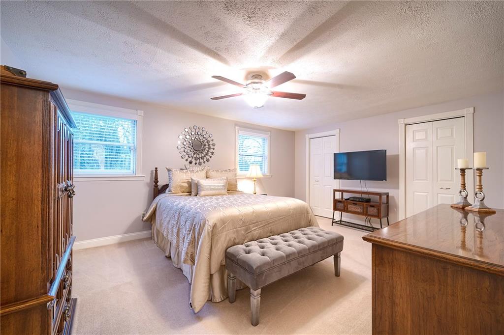 114 Russell Road Pittsburgh, PA 15237 - Photo 11 of 25 Gallery Image 11