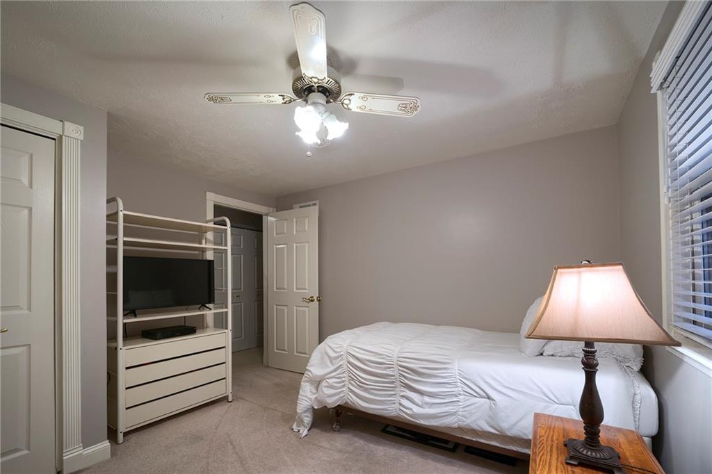 114 Russell Road Pittsburgh, PA 15237 - Photo 15 of 25 Gallery Image 15