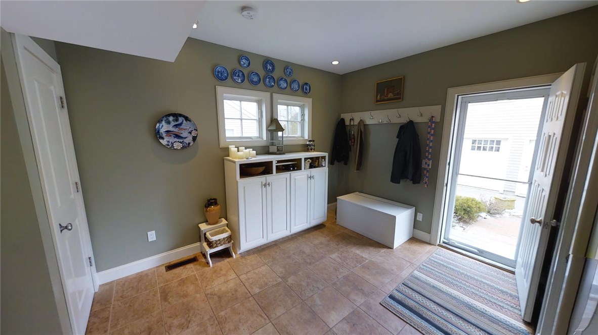 264 Bonnet Point Road Narragansett, RI 02882 - Photo 30 of 40 Mudroom with lost of storage.