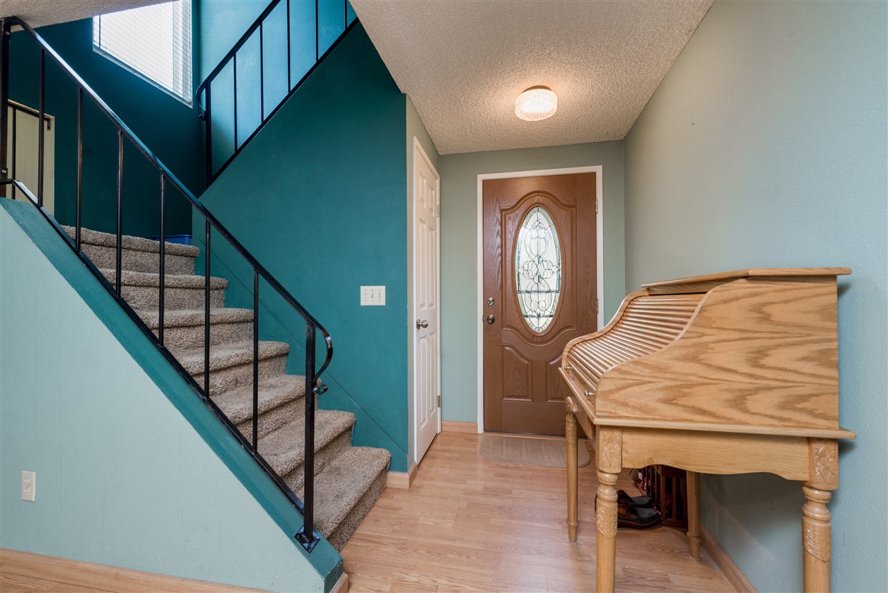 10320 Rochelle Avenue Santee, CA 92071 - Photo 8 of 18 Gallery Image 8