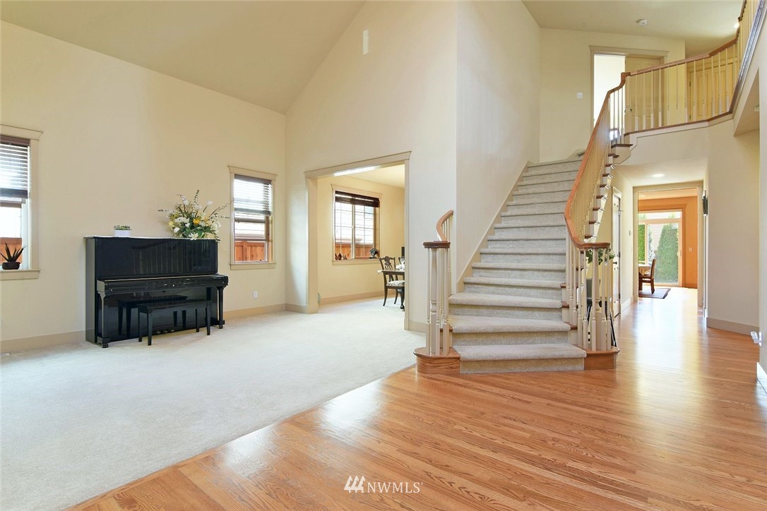 3806 186th Place Southeast Bothell, WA 98012 - Photo 4 of 23 Gallery Image 4