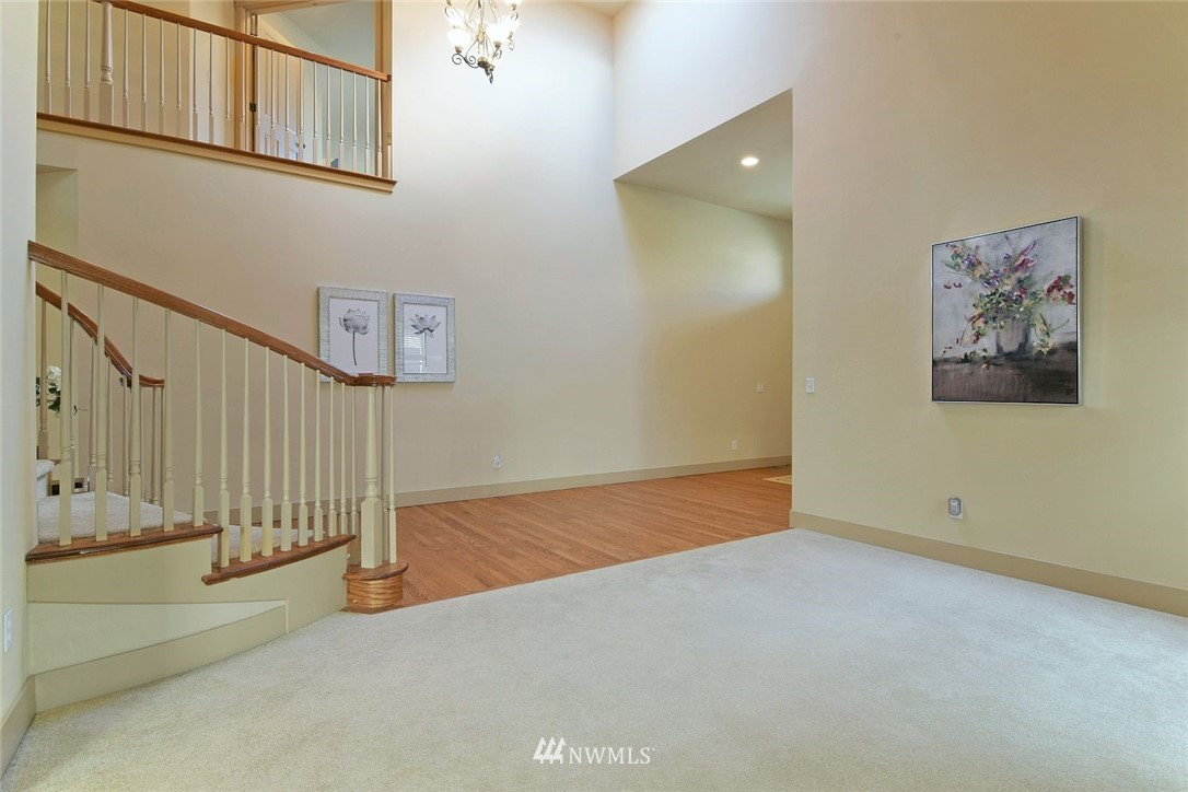 3806 186th Place Southeast Bothell, WA 98012 - Photo 5 of 23 Gallery Image 5