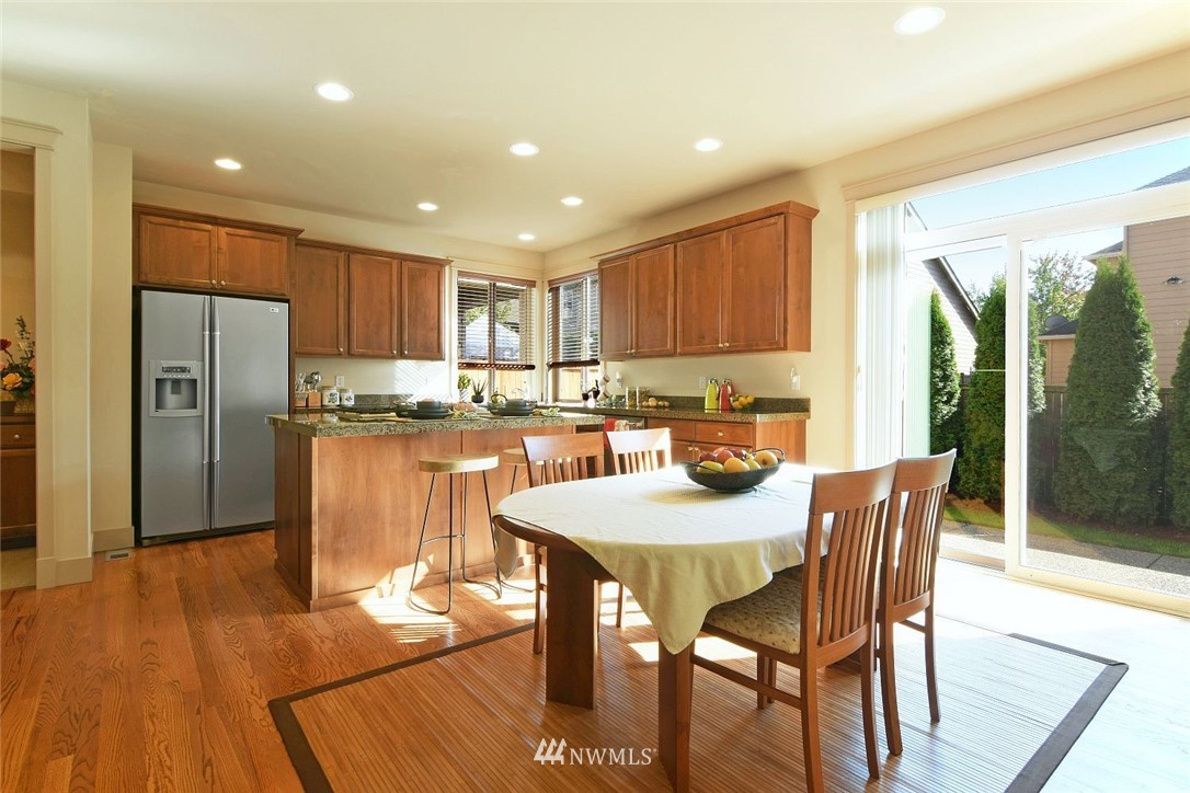 3806 186th Place Southeast Bothell, WA 98012 - Photo 9 of 23 Gallery Image 9
