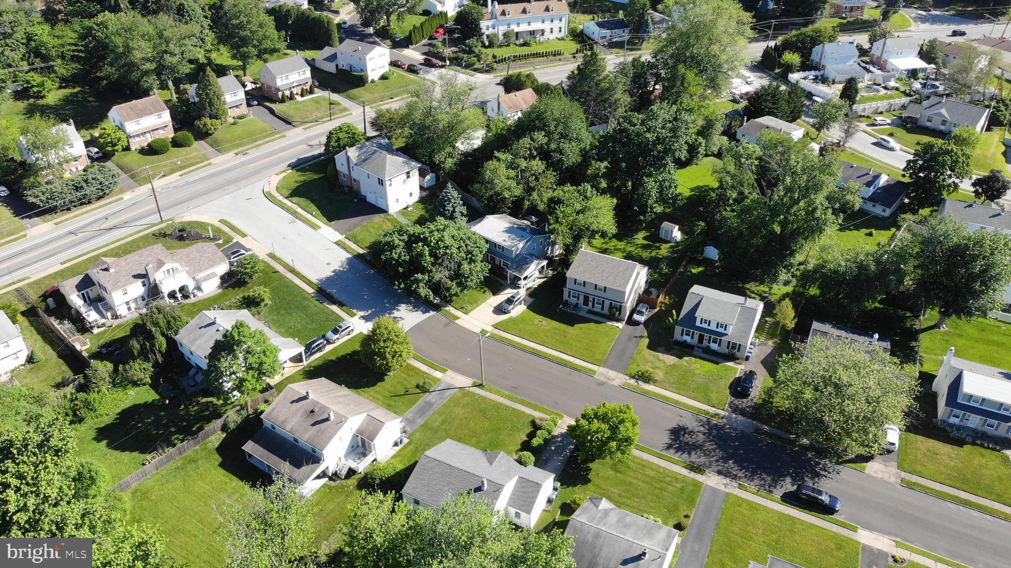 2921 Senak Road Abington, PA 19001 - Photo 11 of 68