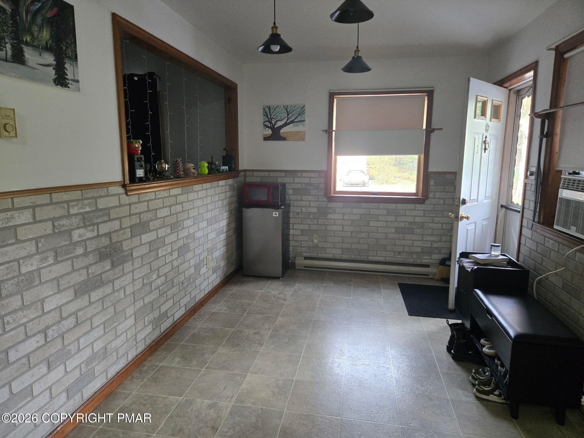 165 Old Stagecoach Road, Unit 2 Gilbert, PA 18331 - Photo 3 of 12 1000008695