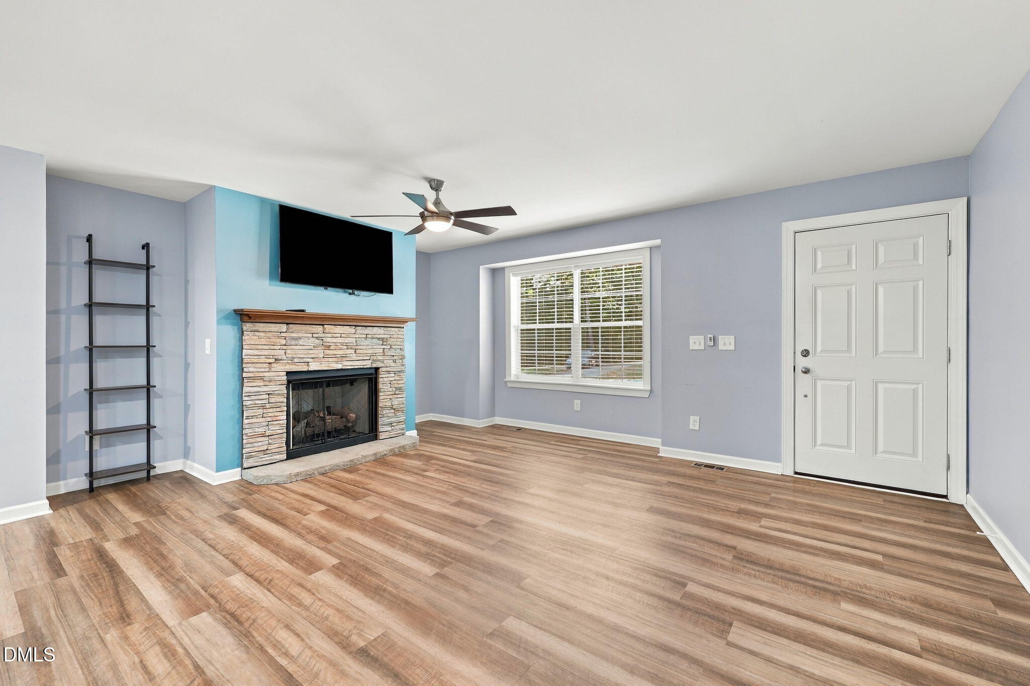 5665 Baptist Assembly Road Julian, NC 27283 - Photo 6 of 46 Living Room