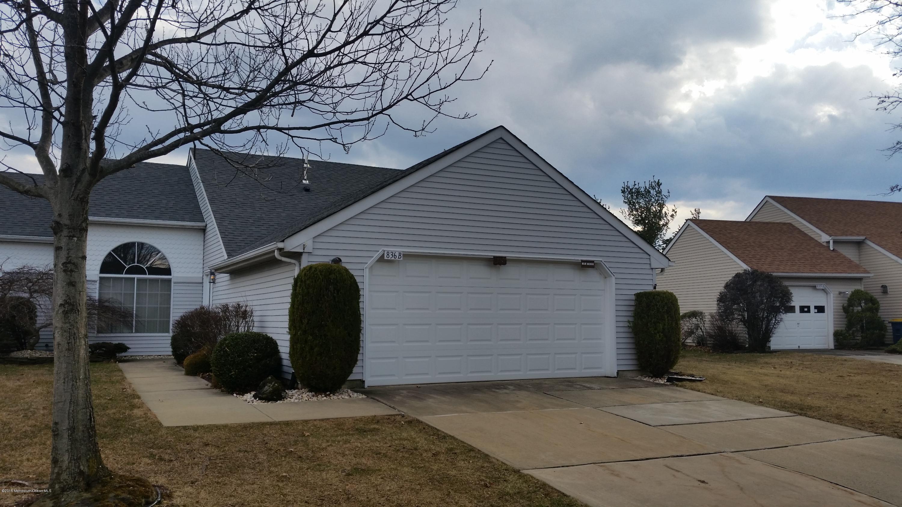 836 B Vail Road Monroe Township, NJ 08831 - Photo 1 of 4 Front.jpg