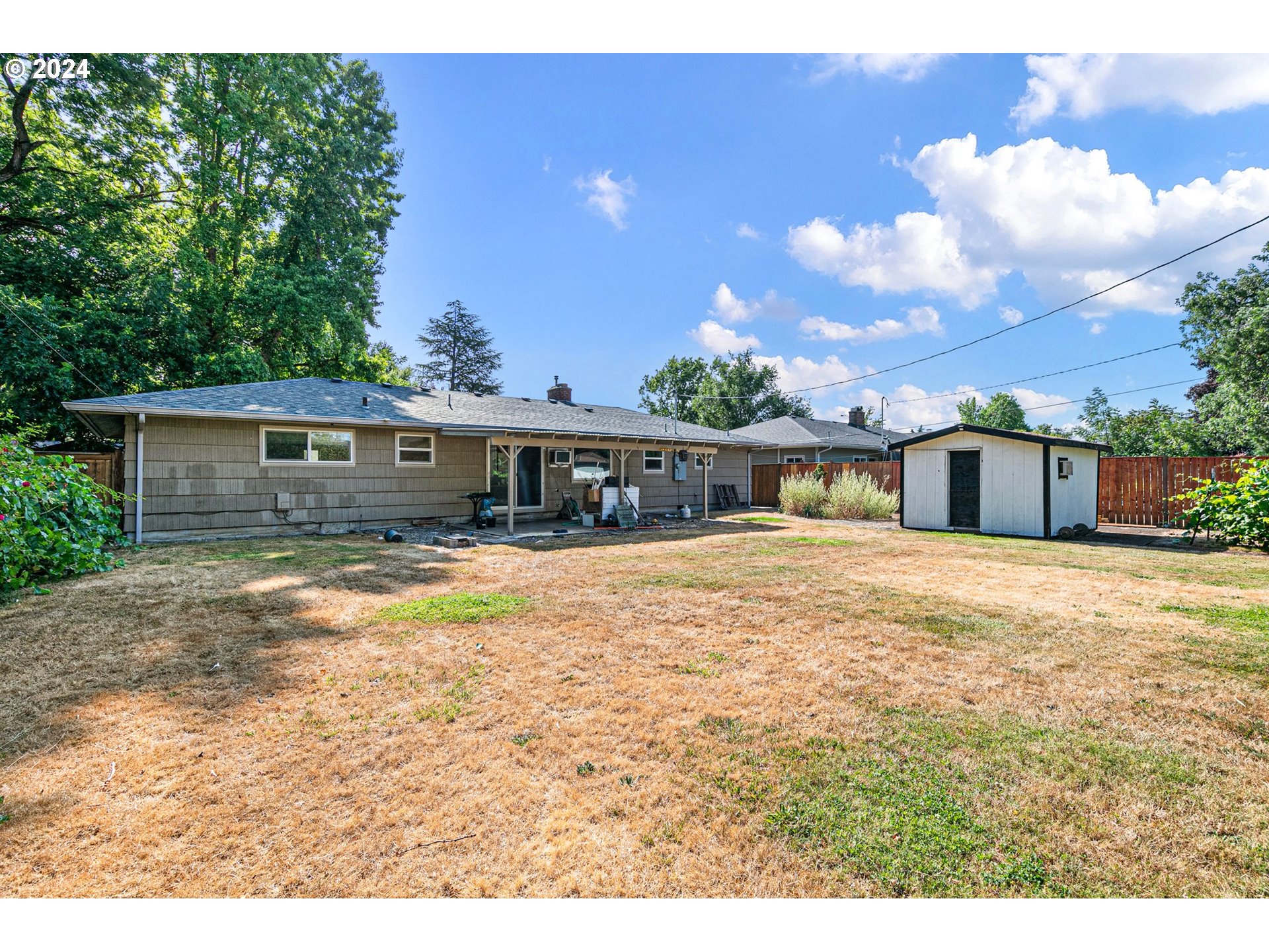 566 Archie Street Eugene, OR 97402 - Photo 27 of 33 Gallery Image 27