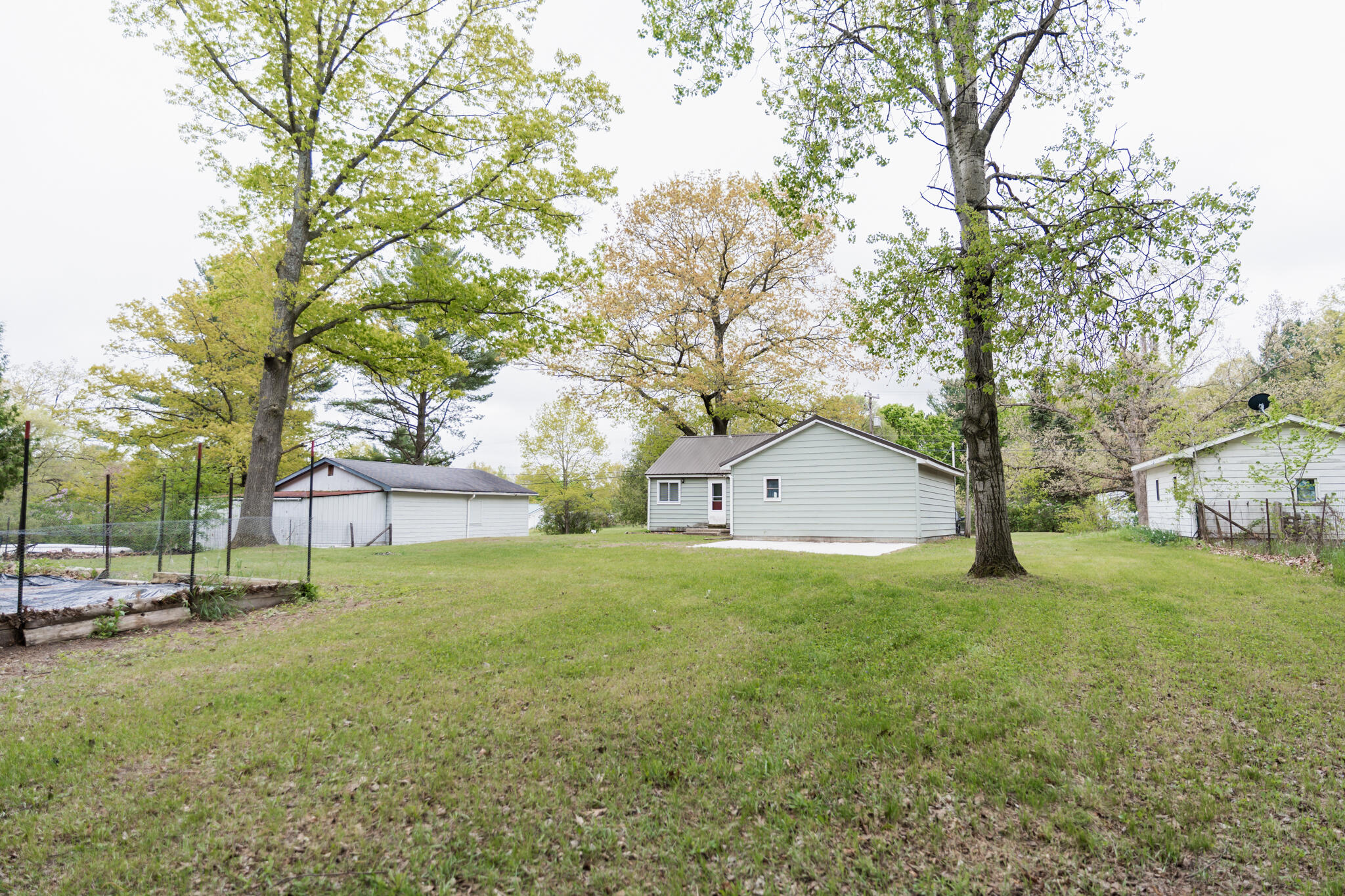 2204 West Surrey Road Farwell, MI 48622 - Photo 22 of 24 2204 Surrey-21