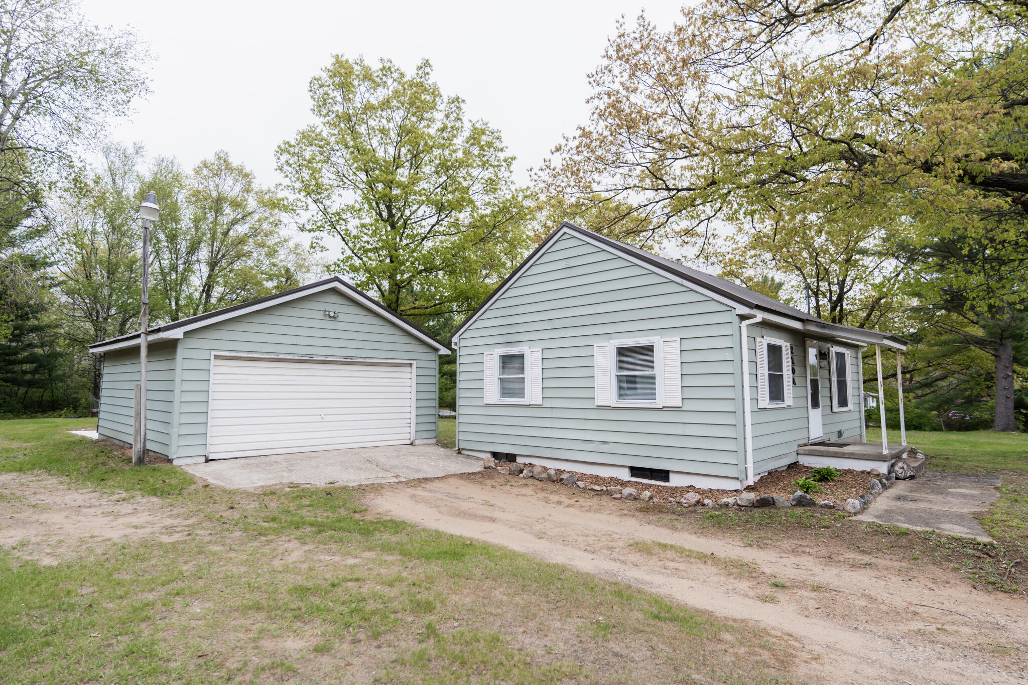 2204 West Surrey Road Farwell, MI 48622 - Photo 23 of 24 2204 Surrey-22