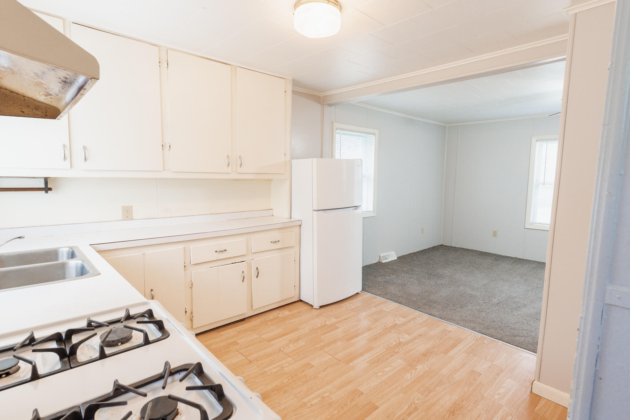 2204 West Surrey Road Farwell, MI 48622 - Photo 4 of 24 2204 Surrey-0