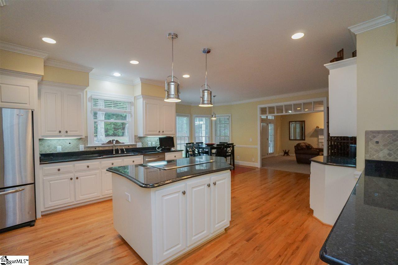 39 Deer Track Road Simpsonville, SC 29681 - Photo 7 of 36 Gallery Image 7