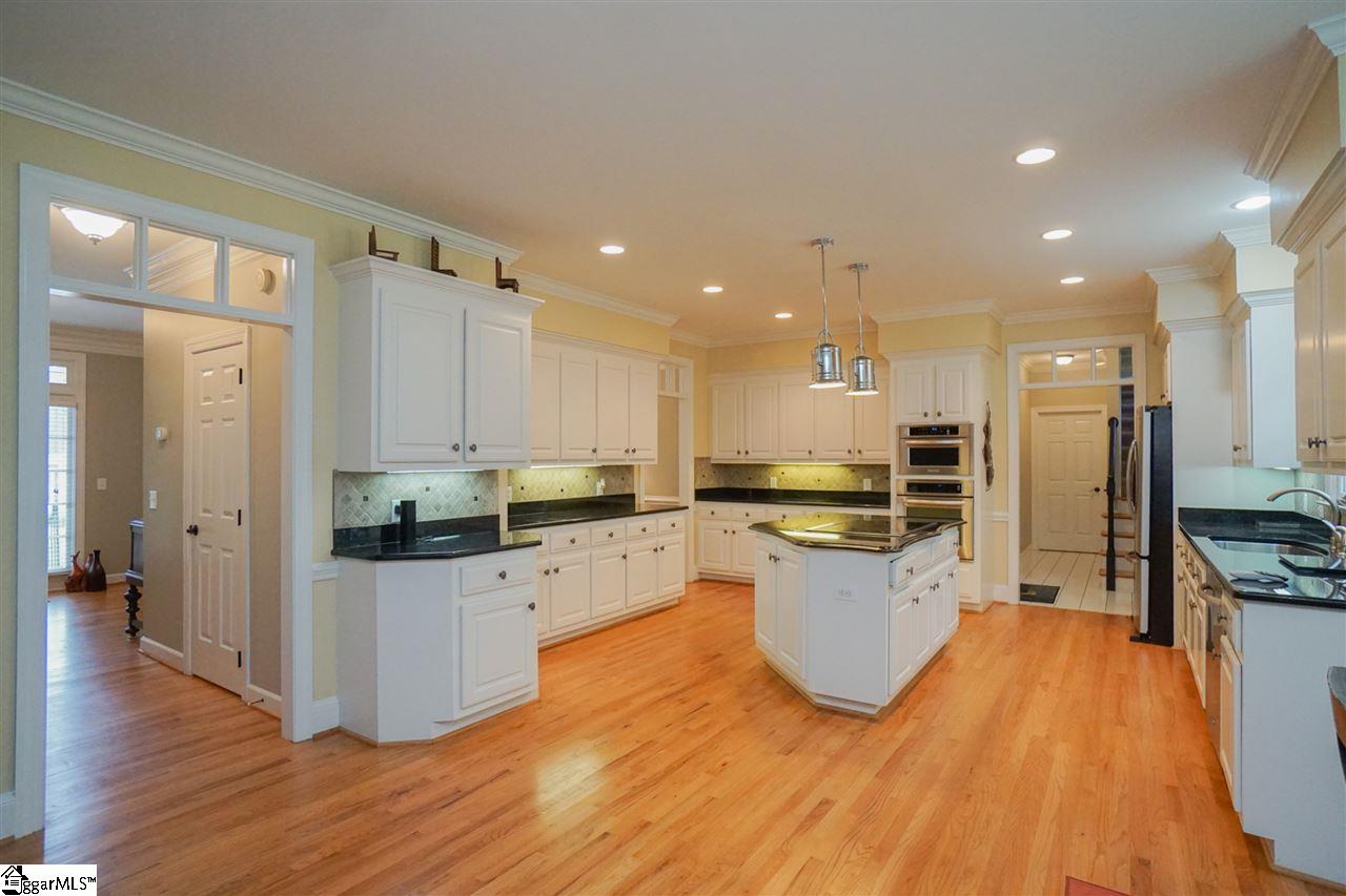 39 Deer Track Road Simpsonville, SC 29681 - Photo 9 of 36 Gallery Image 9