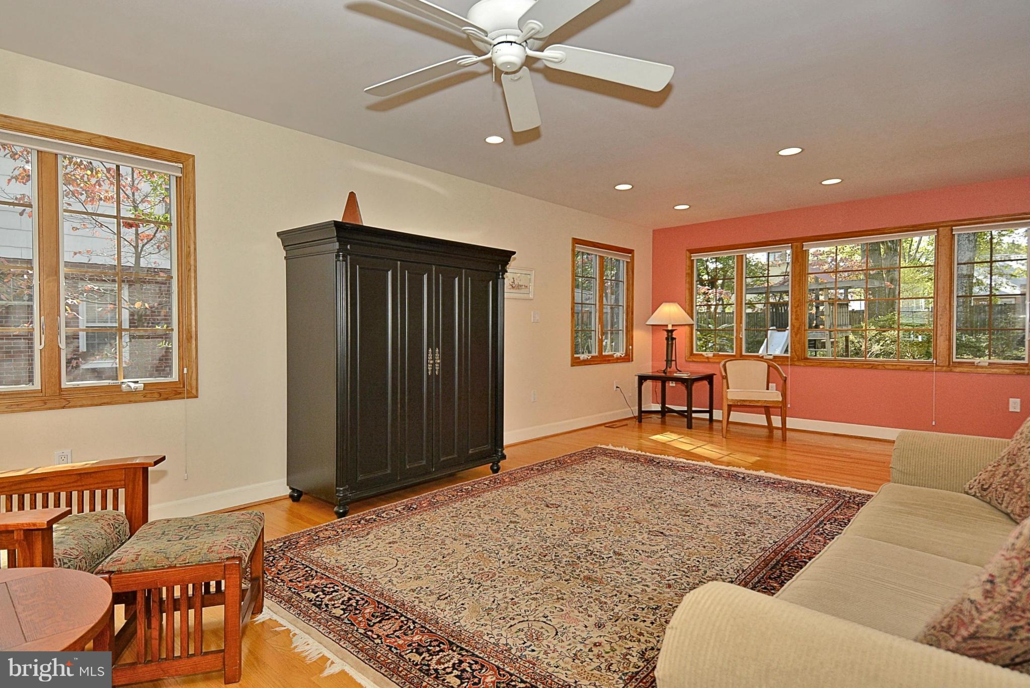 9012 Sudbury Road Silver Spring, MD 20901 - Photo 13 of 27 Family Room