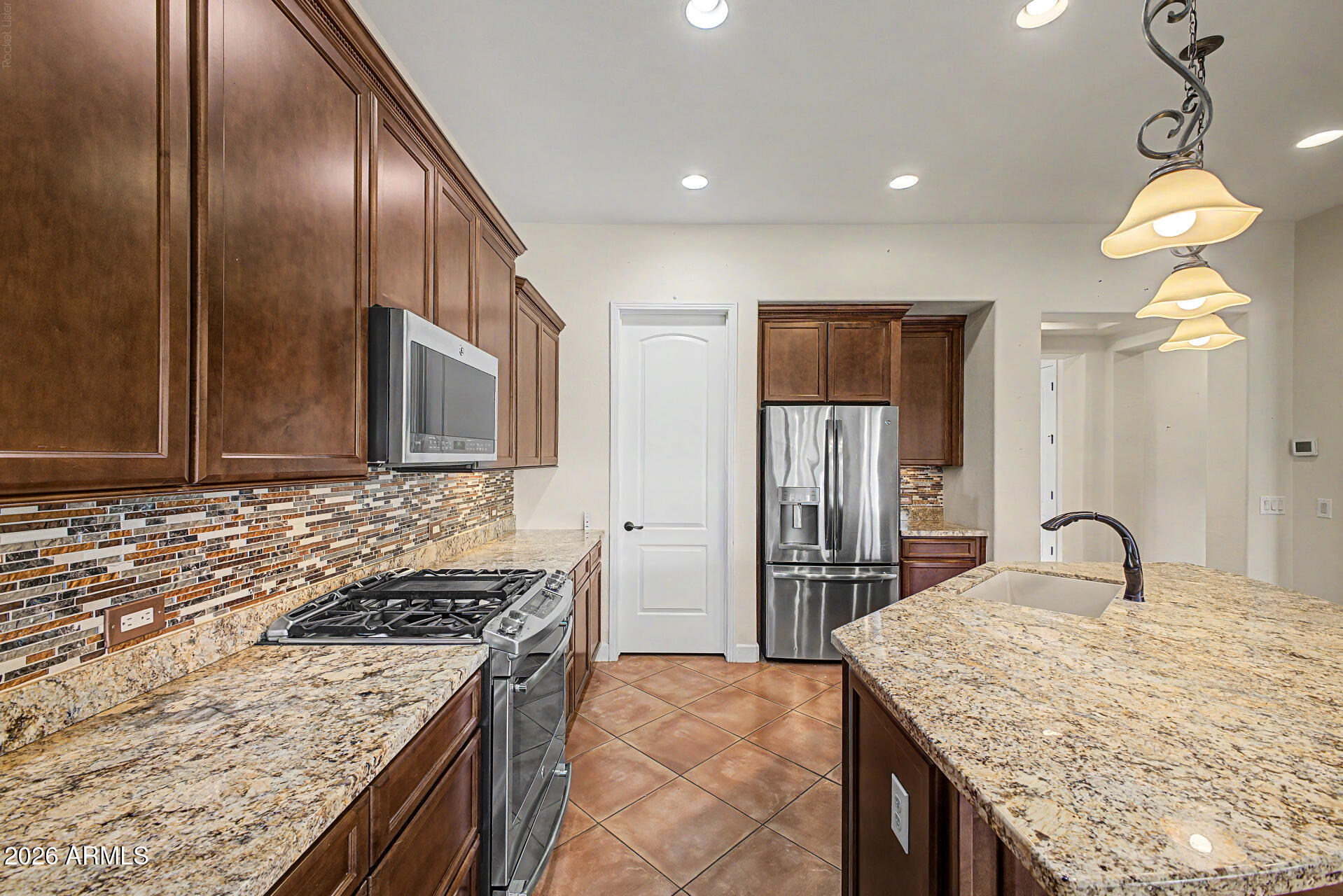 16819 West Coronado Road Goodyear, AZ 85395 - Photo 4 of 51 14-Coronado