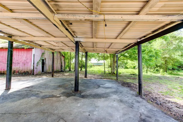 a view of a yard with porch
