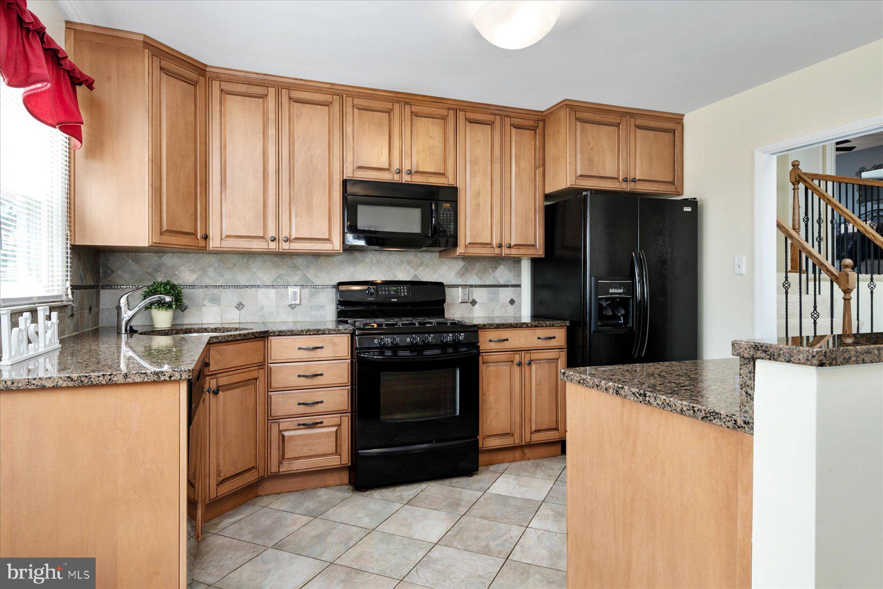 7913 Brookhaven Road Windsor Mill, MD 21244 - Photo 9 of 32
