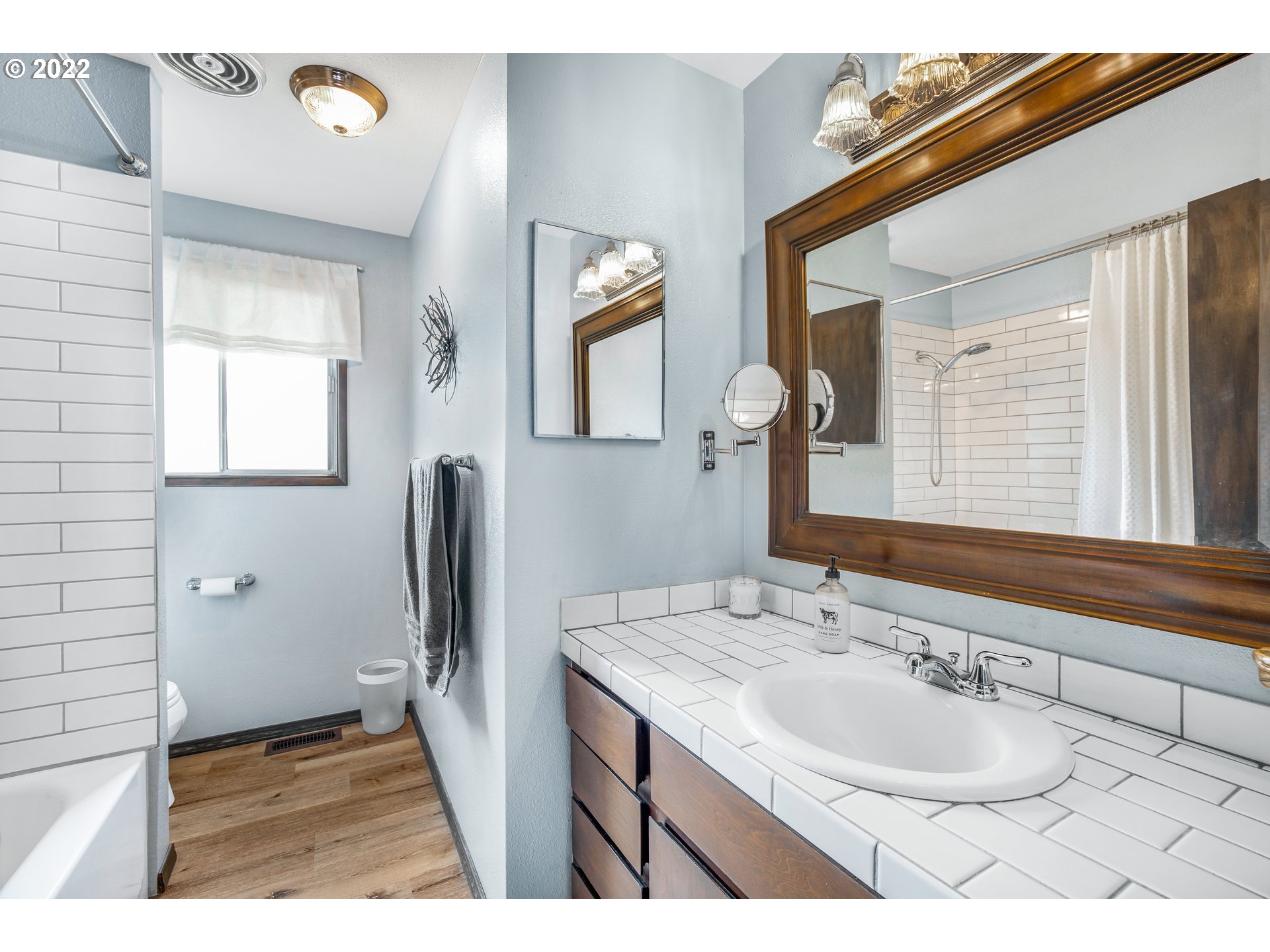 4672 Southeast Robin Road Milwaukie, OR 97267 - Photo 16 of 28 Gallery Image 16