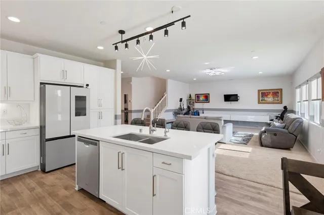 $825,000 | 15765 Kings Peak Drive, Fontana, CA 92336