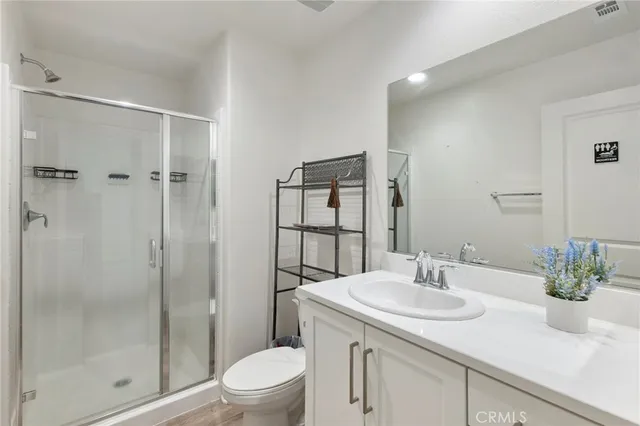 $825,000 | 15765 Kings Peak Drive, Fontana, CA 92336