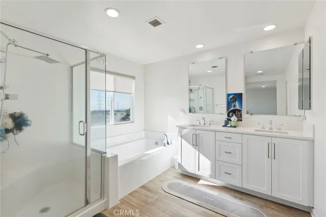 $825,000 | 15765 Kings Peak Drive, Fontana, CA 92336