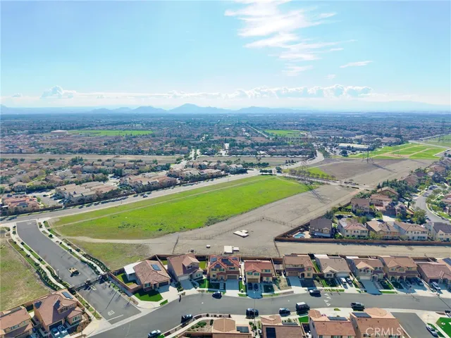 $825,000 | 15765 Kings Peak Drive, Fontana, CA 92336