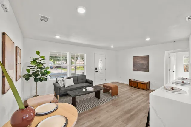 $440,000 | 5100 48th Street, Sacramento, CA 95820