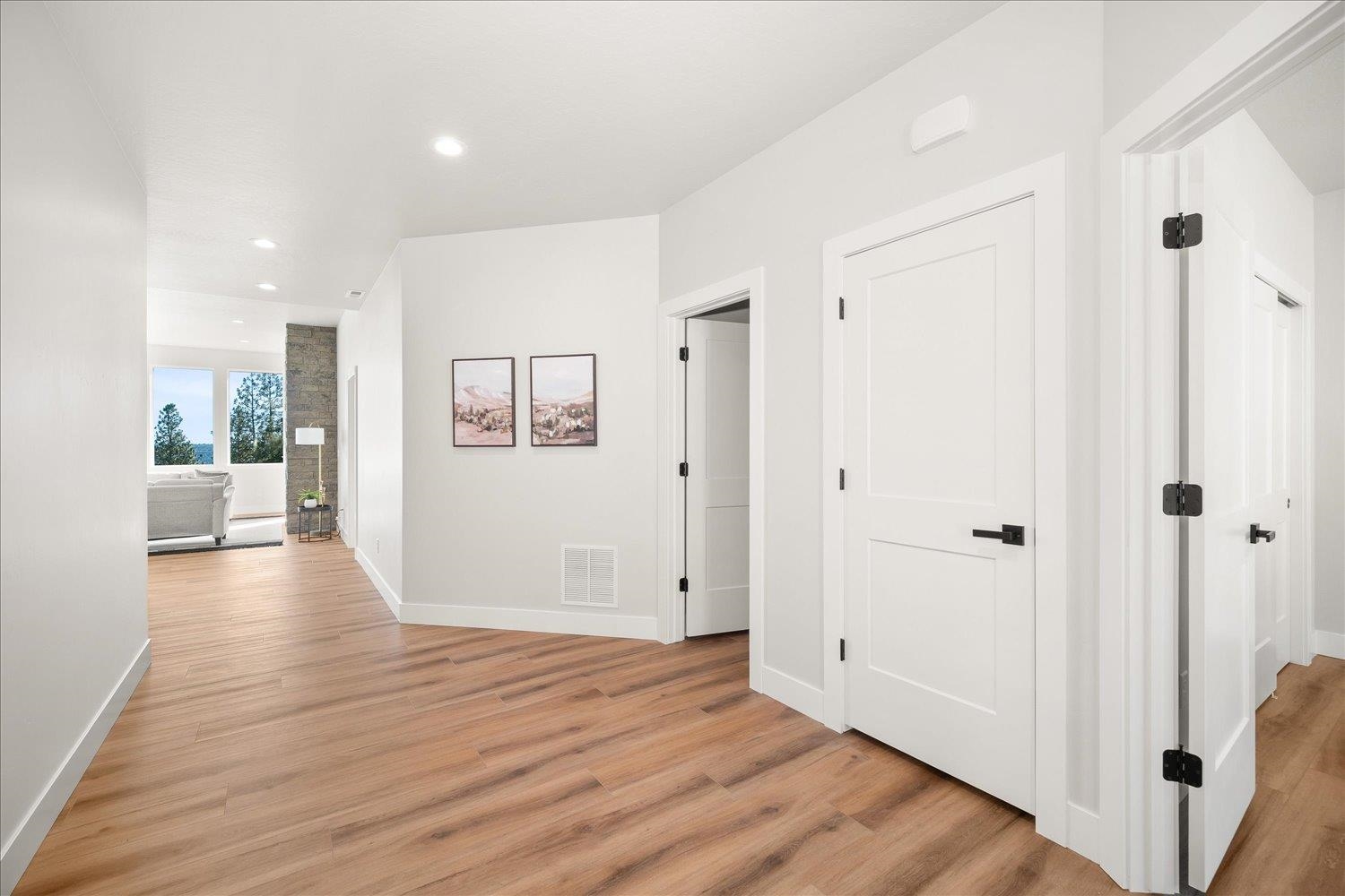 4257 West Bush Drive Spokane, WA 99208 - Photo 4 of 48