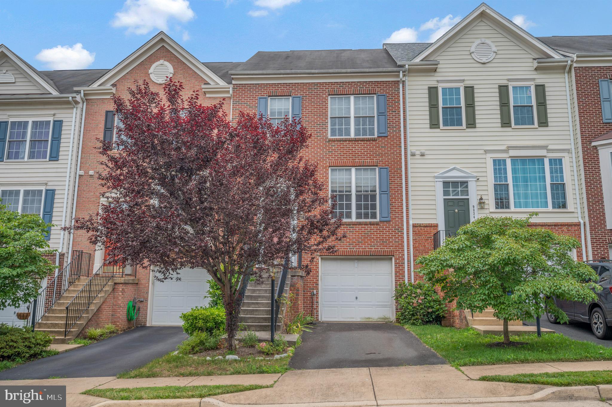 9836 Cheshire Ridge Circle Manassas, VA 20110 - Photo 3 of 40