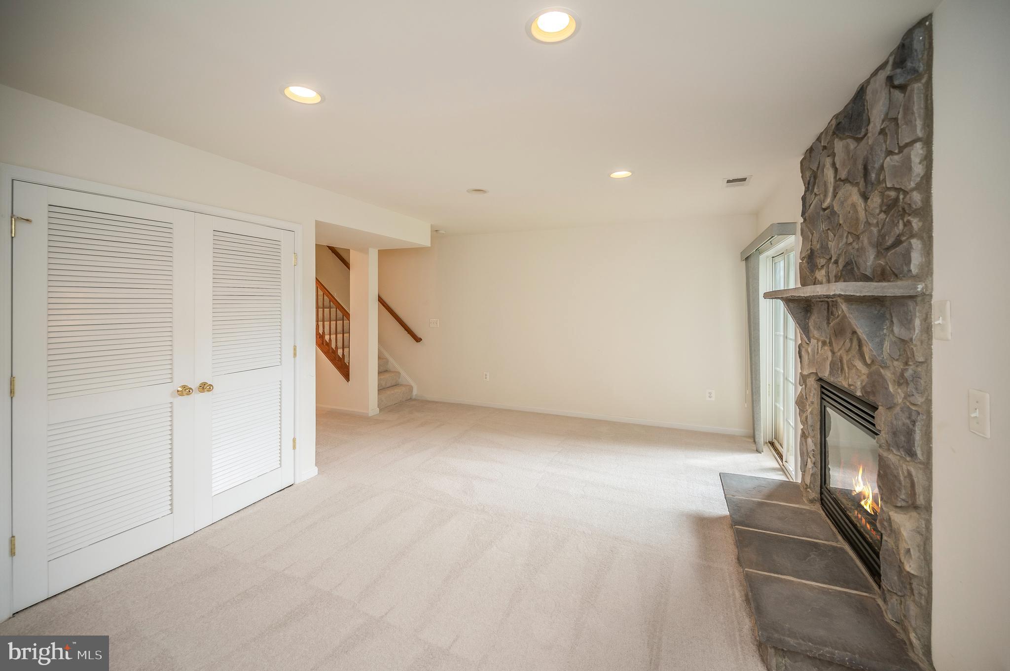 9836 Cheshire Ridge Circle Manassas, VA 20110 - Photo 36 of 40