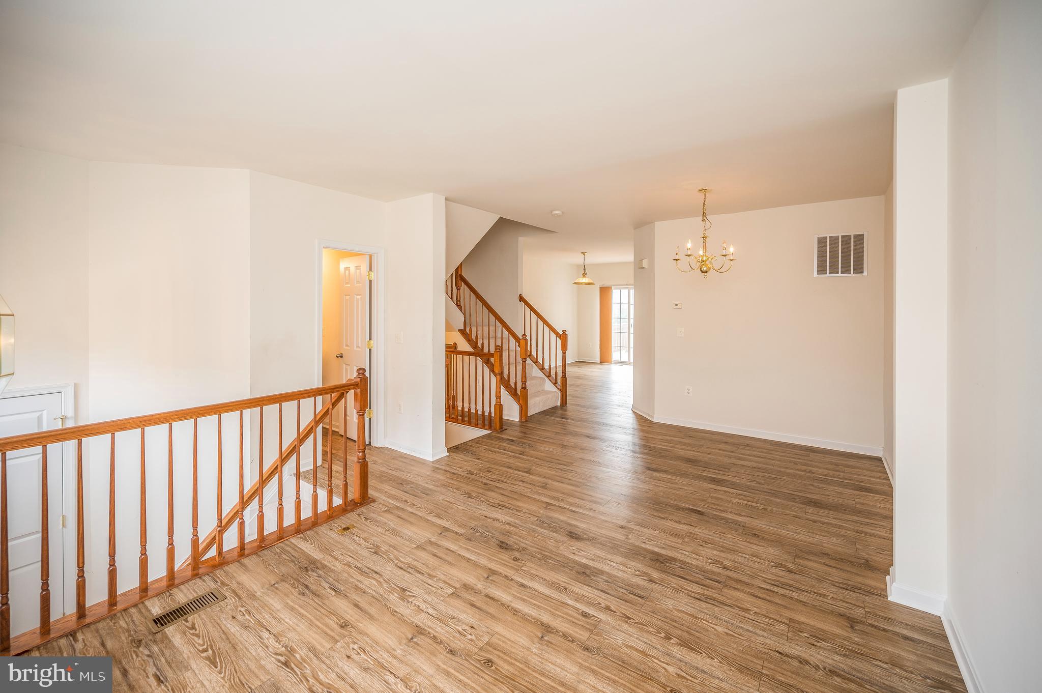 9836 Cheshire Ridge Circle Manassas, VA 20110 - Photo 6 of 40