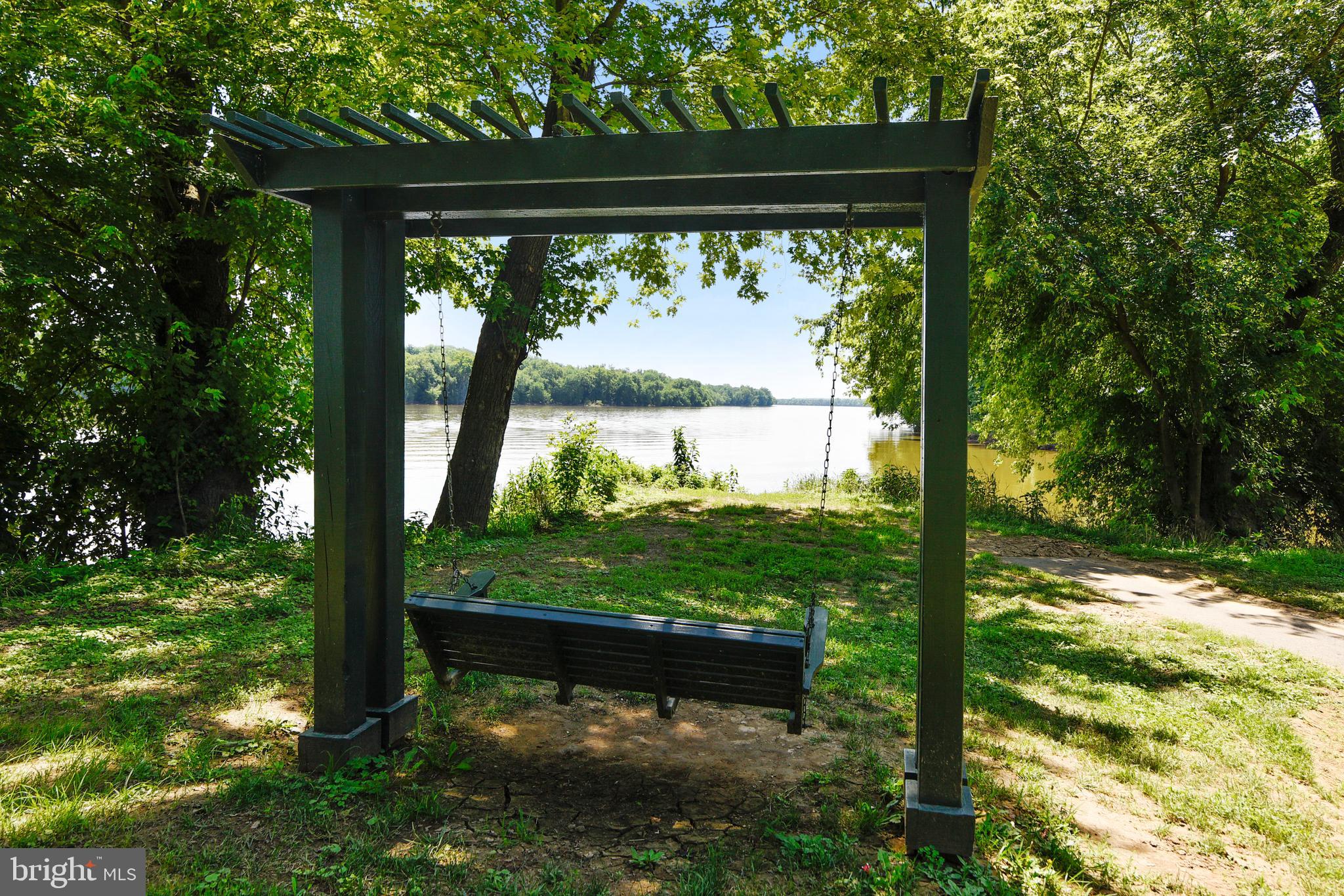 43462 Firestone Place Leesburg, VA 20176 - Photo 80 of 80 a view of a small yard