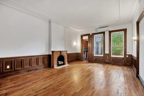 $4,999 | 457 Clinton Avenue, Unit 1A | Clinton Hill