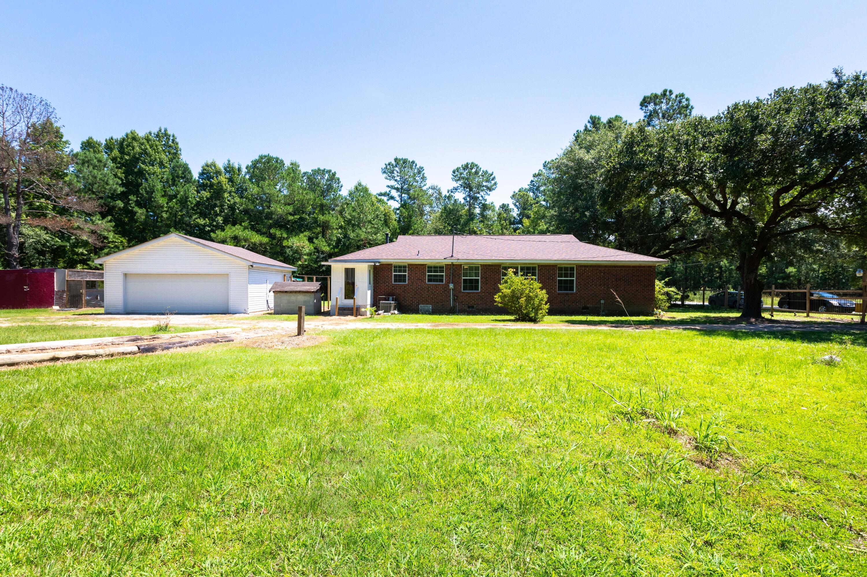 1104 Mandella Road St. Stephen, SC 29479 - Photo 16 of 42 1104 Mandella Rd_Brett Martin Photograph