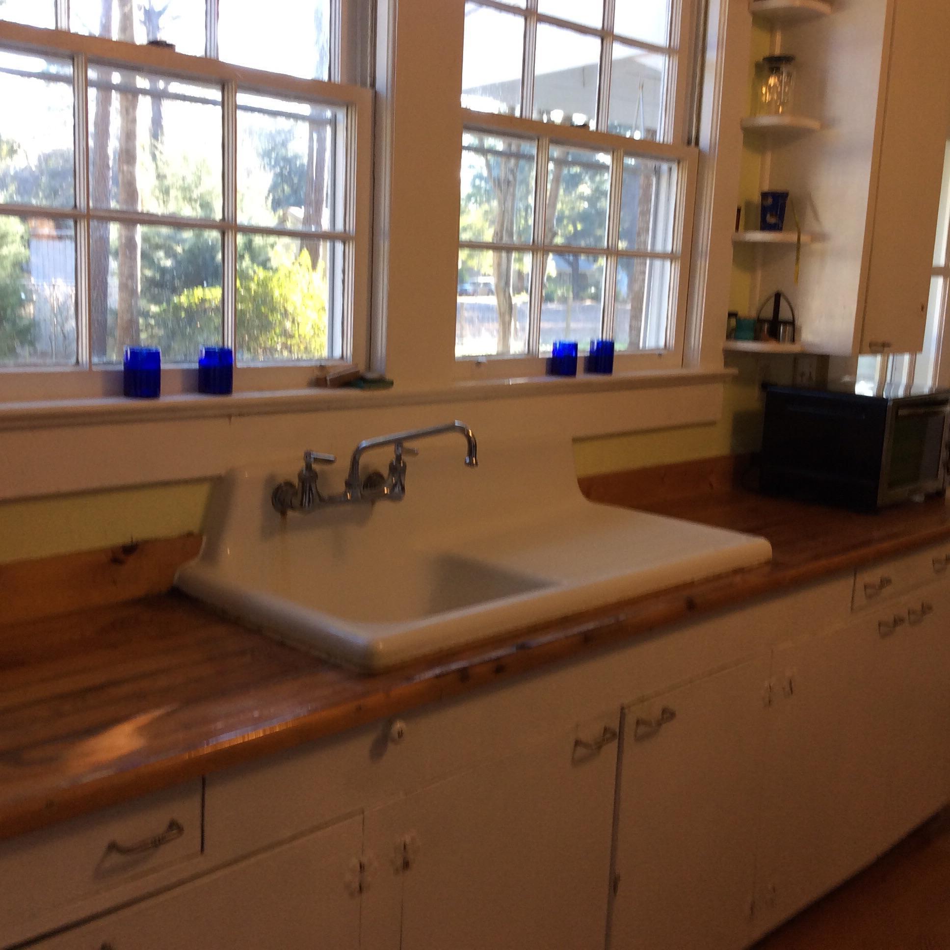 2085 Wappoo Hall Road Charleston, SC 29412 - Photo 11 of 36 image