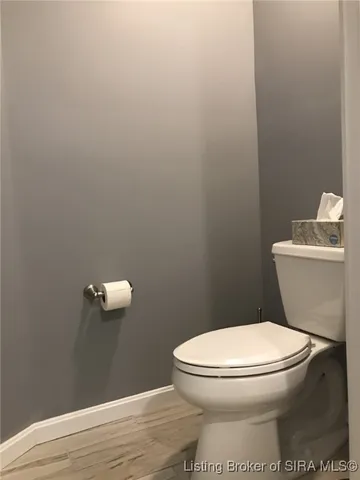 $2,300 | 620 West Utica Street, Unit 2, Sellersburg, IN 47172