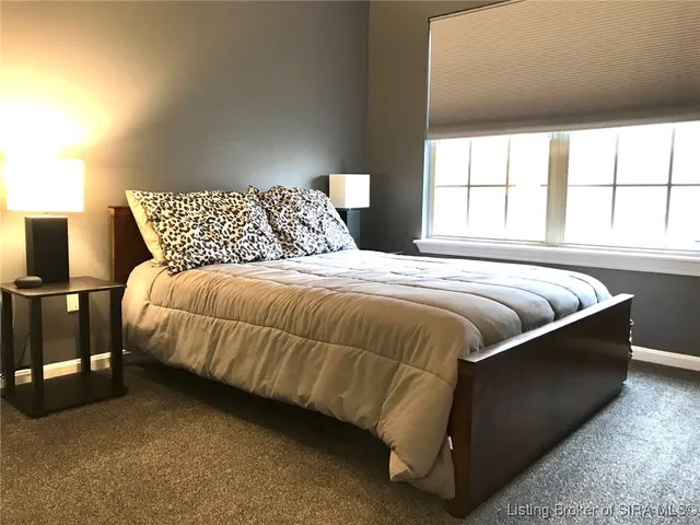 $2,300 | 620 West Utica Street, Unit 2, Sellersburg, IN 47172