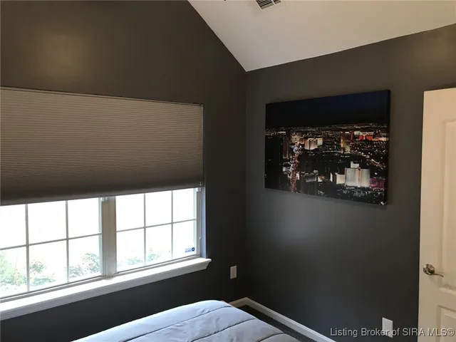 $2,300 | 620 West Utica Street, Unit 2, Sellersburg, IN 47172